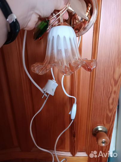 Настенный светильник бра