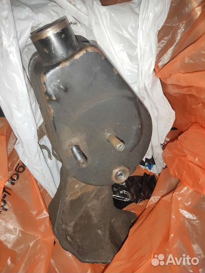 Насос гидроусилителя руля Ford Sierra