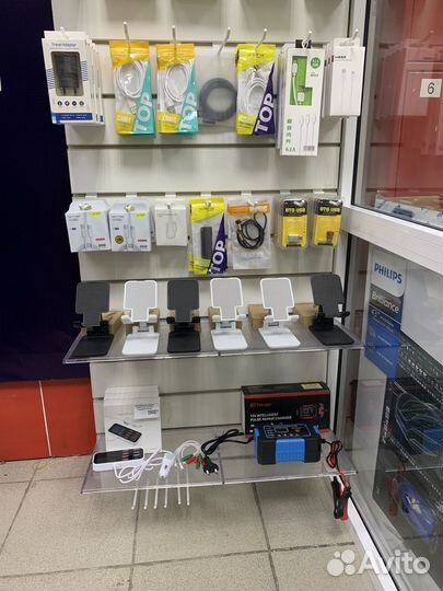 Зарядки и кабеля для телефонов/планшетов