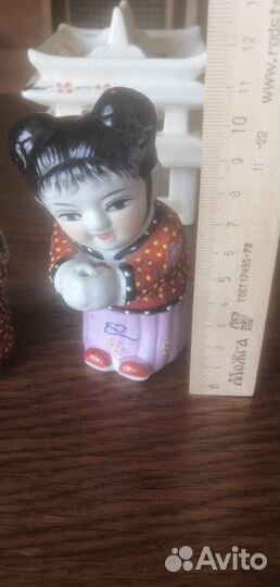 Статуэтка фарфор