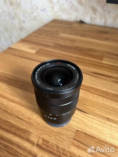 Sony Zeiss 16-35 mm F/4