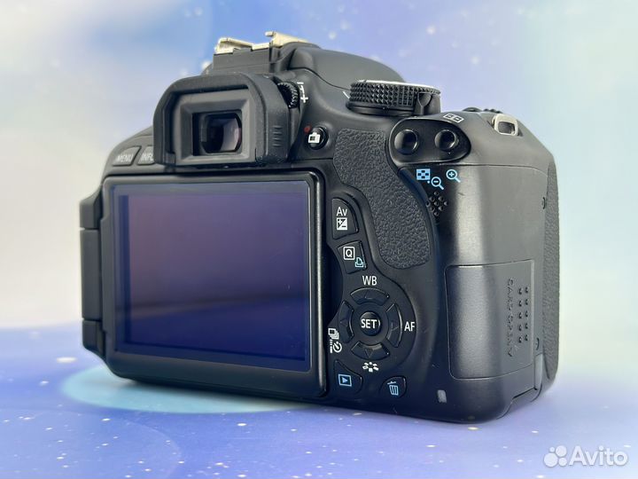 Canon 600D Kit 18-135mm