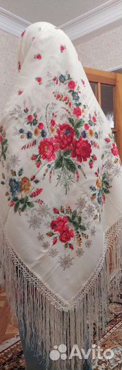 Платки шерстяные стариные