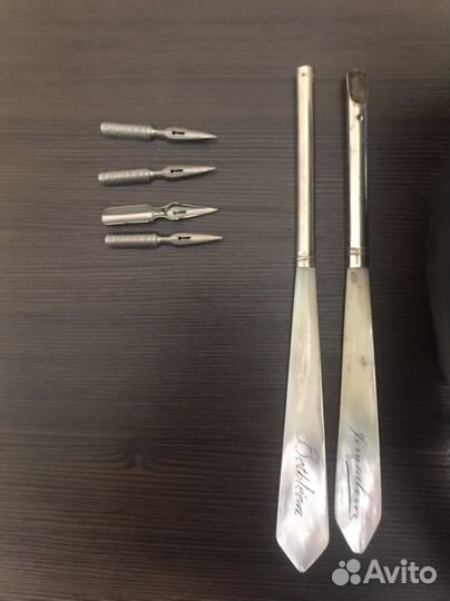 Старинная перьевая ручка