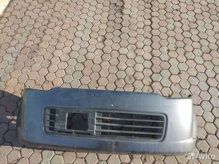 Бампер Ниссан