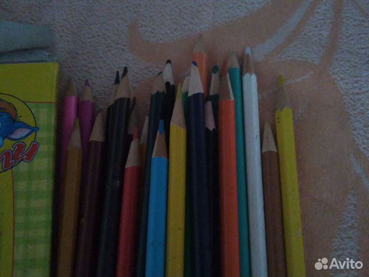 Цветные карандаши