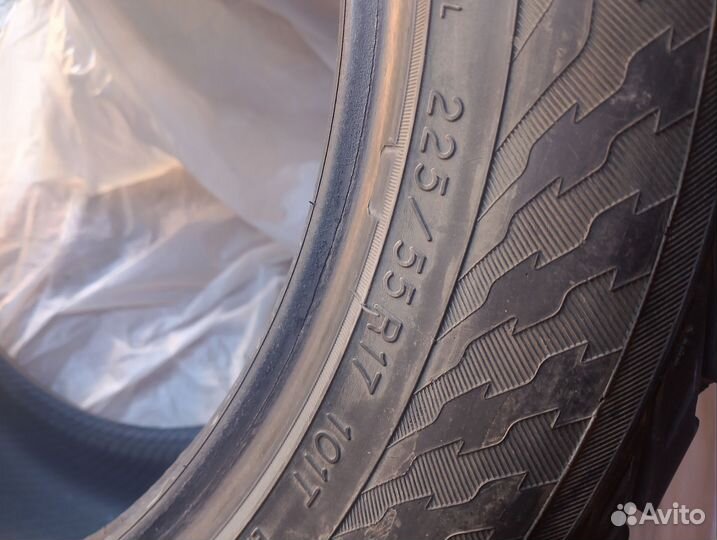 Yokohama 104ZR 2.25/55 R17