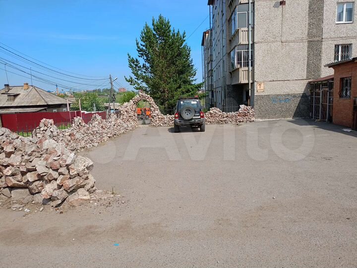Здание, 350 м²