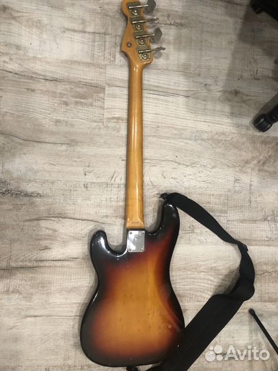 Fender Precision Bass PB 62