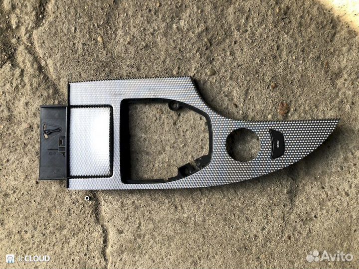 Консоль кпп на BMW 5 series E60 525i N52B25A