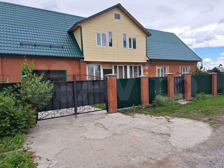 Дом 168 м² на участке 10 сот.