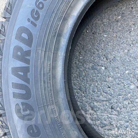 Yokohama Ice Guard IG60A 255/45 R19 104Q