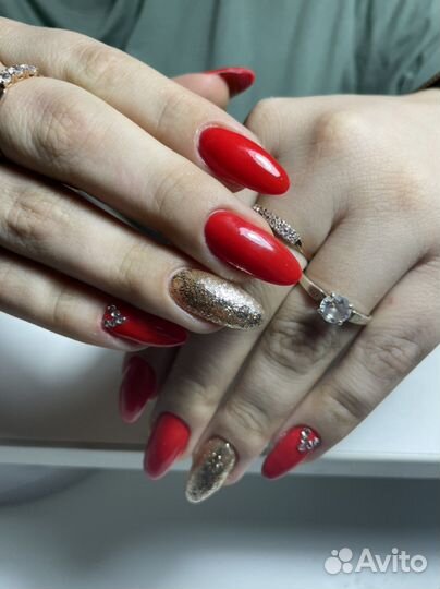 Мастер маникюра