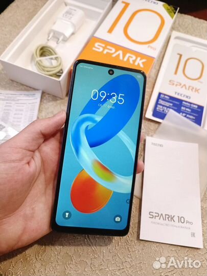 TECNO Spark 10 Pro, 8/128 ГБ