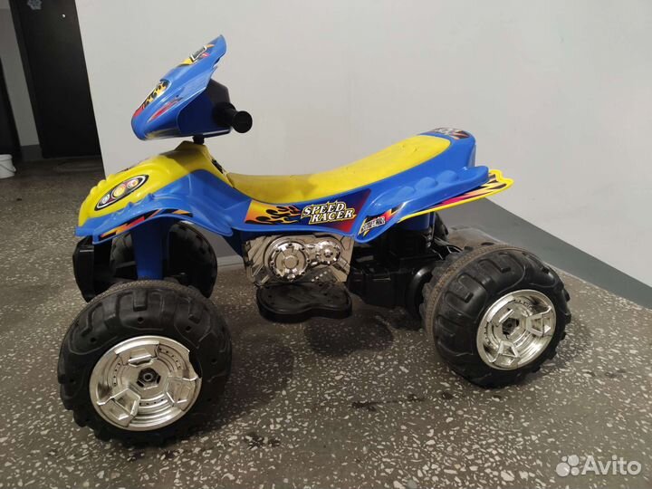 Детский квадроцикл на аккумуляторе