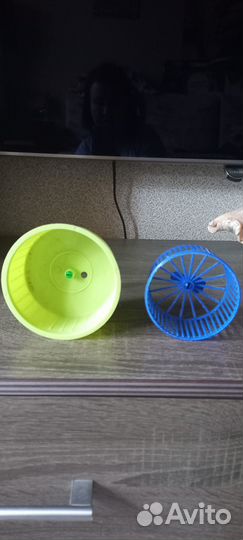 Домики,поилки,колеса,гамак,ликвидатор запаха