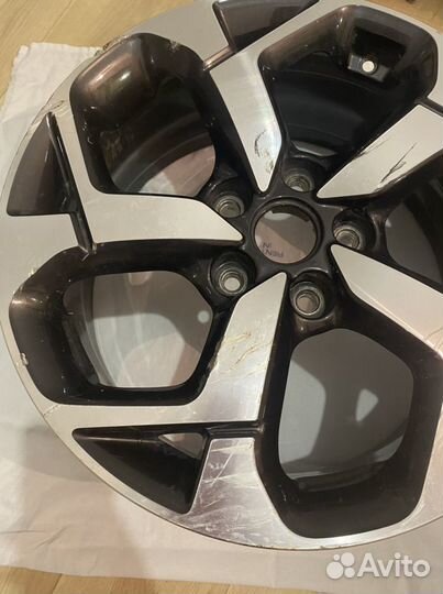 Оригинальный диск на R17 Kia Sportage 4