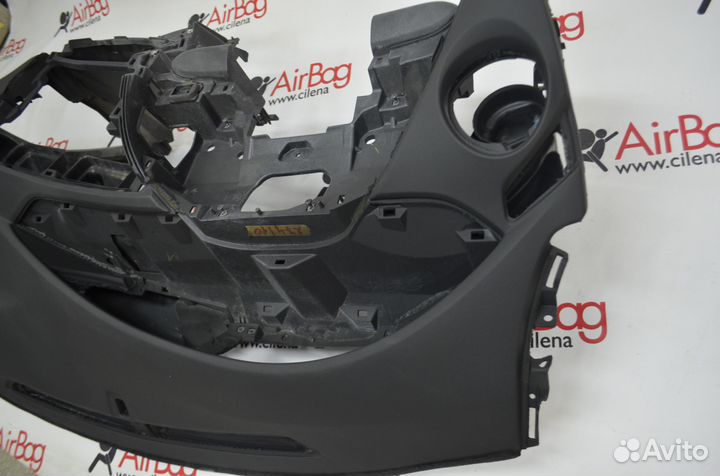 Торпедо панель приборов Honda Civic