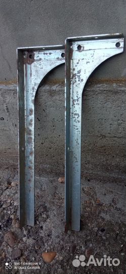 Уголок металлический