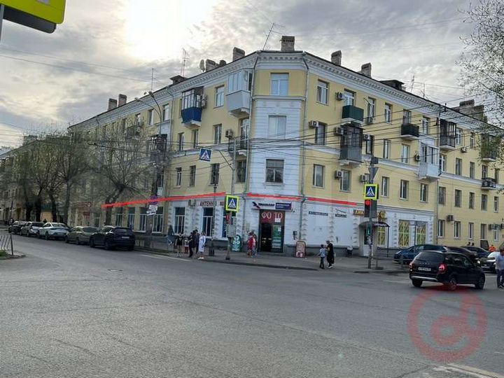 Сдам торговое помещение, 345 м²