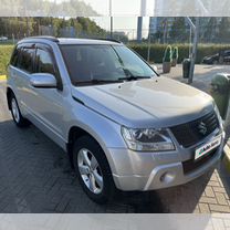 Suzuki Grand Vitara 2.4 AT, 2011, 155 183 км, с пробегом, цена 1 390 000 руб.