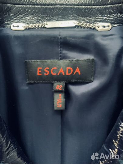 Escada новые нат.кожаный пиджак 48р+плащ 48-50р