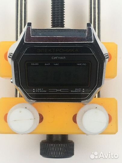 Часы Электроника 52