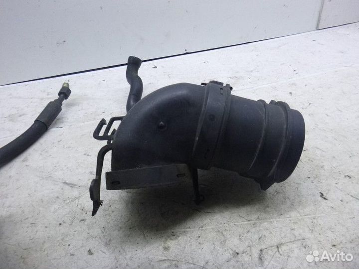 Воздуховод mercedes benz G-class W463 1989