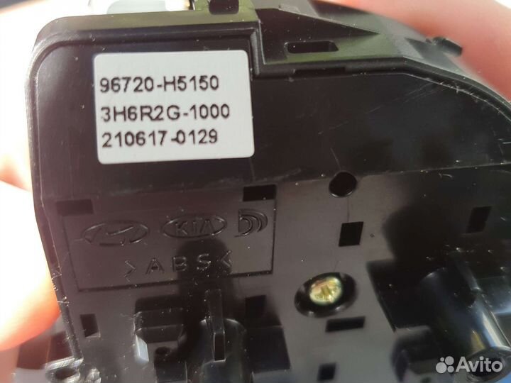 Блок кнопок в руль hyundai solaris 2