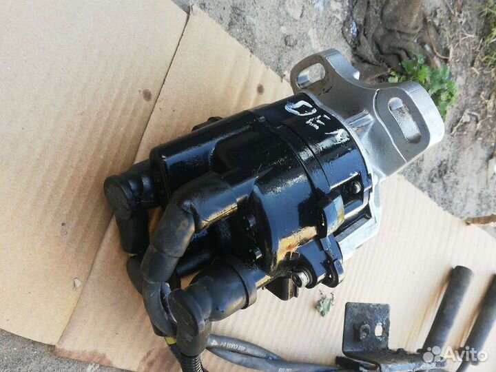 Трамблёр Мазда Демио 1