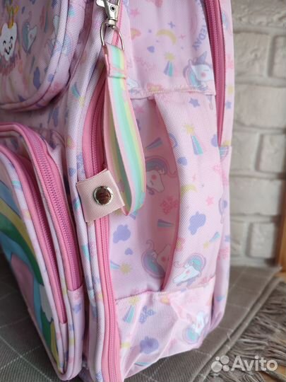 Рюкзак школьный для девочки новый