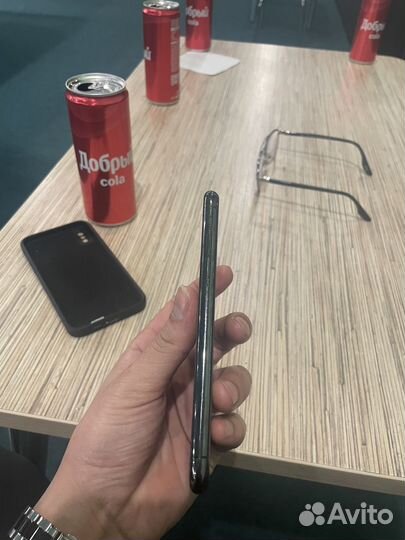 iPhone X, 256 ГБ