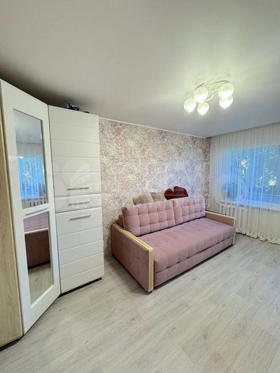 2-к. квартира, 54 м², 3/9 эт.