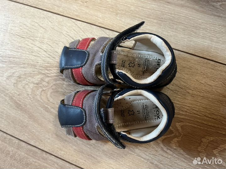 Босоножки на мальчика geox