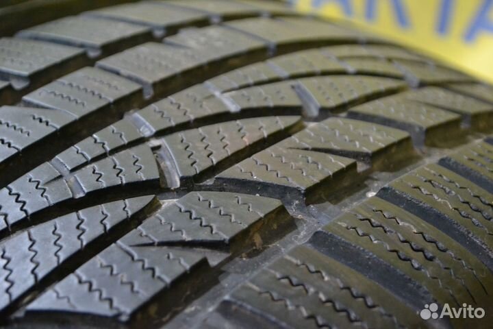 Hankook Winter I'Cept Evo 225/55 R17