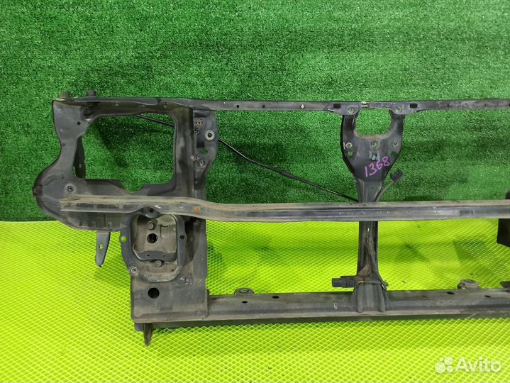 Рамка радиатора Subaru Forester