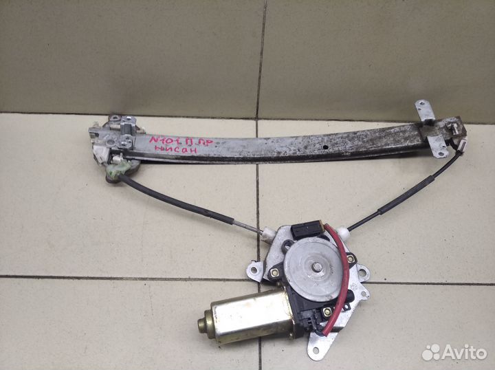 Стеклоподъемник электр. передний правый Tiida (C11