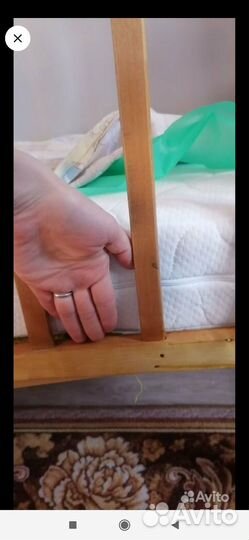 Детская кроватка маятник с матрасом