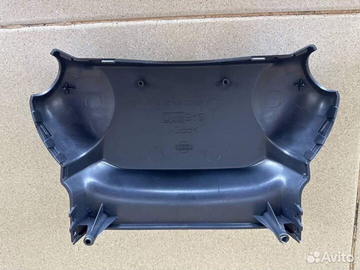 Кожух рулевой колонки нижний Nissan Almera N16 200