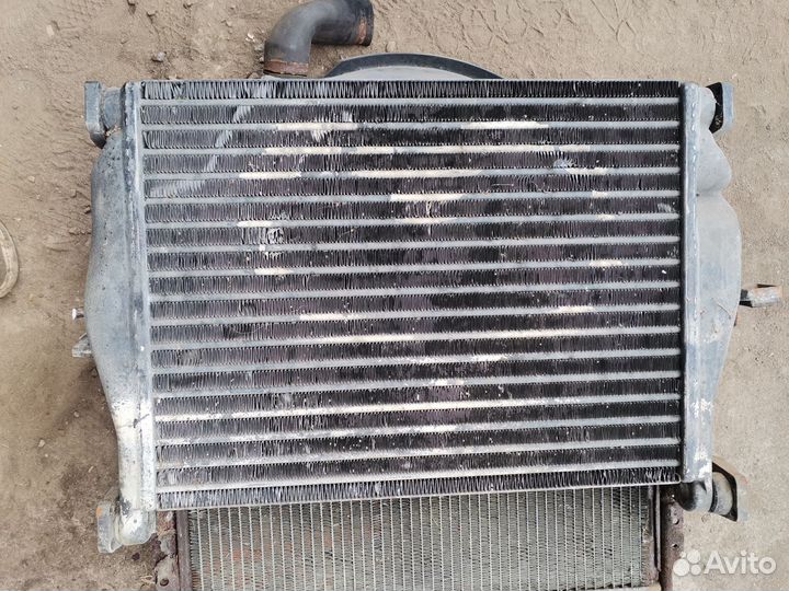 Интеркулер Volvo FL10