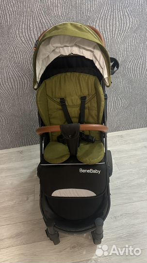 Коляска прогулочная