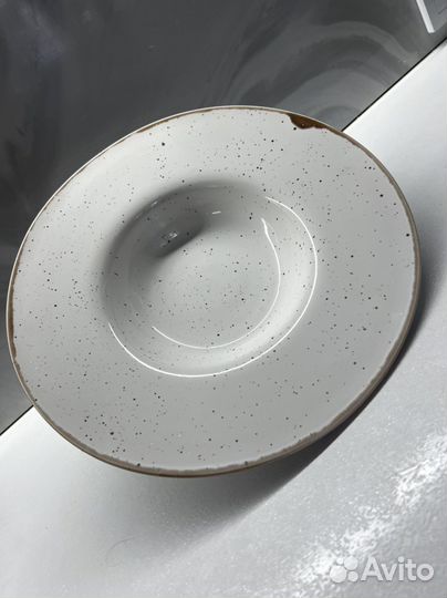 Тарелки и блюда