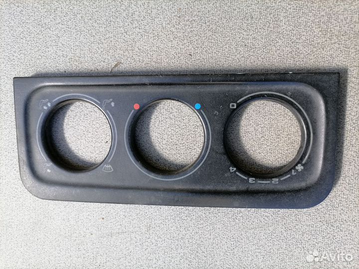 Накладка декоративная Volkswagen Golf III