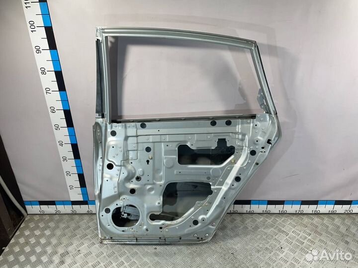 Дверь задняя правая Infiniti M35/M45