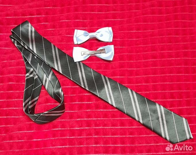 Подтяжки, ремни, галстук, бабочки