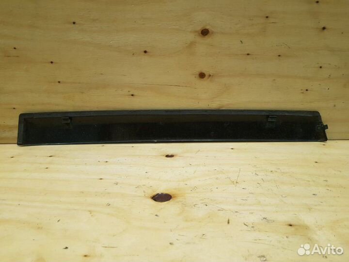 Ветровик прав. зад. honda edix