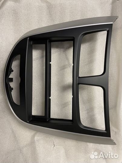 Рамка для магнитолы Hyundai Solaris