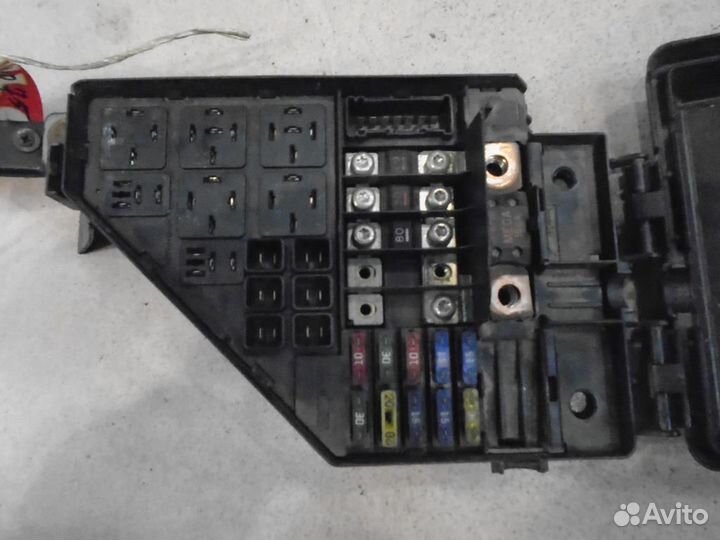 Блок предохранителей подкапотный Rover 75 RJ 1999