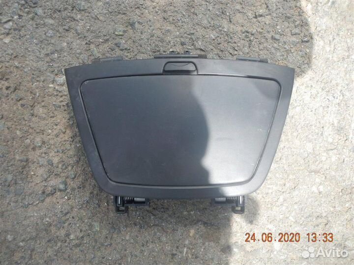 Бардачок Hyundai Elantra 2006-2011