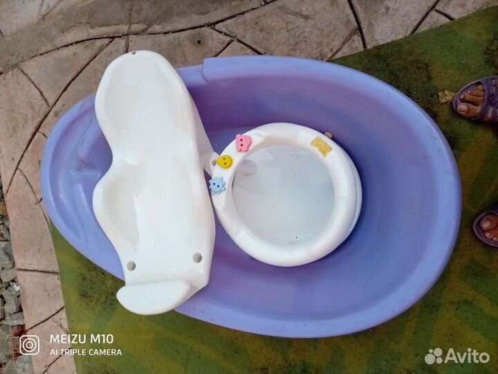 Ванночка для купания с горкой и сиденье для ванны